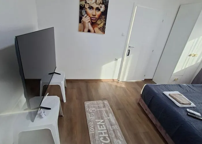 Bazen Jelasnica Privatna Soba Sa Kupatilom Apartment *