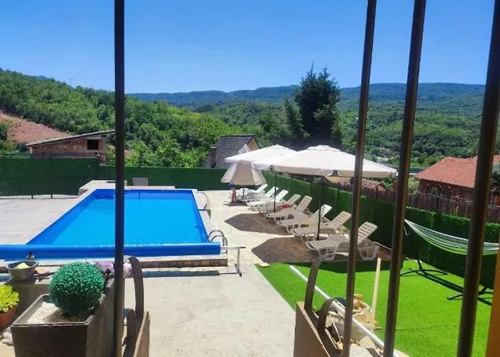 Bazen Jelasnica Privatna Soba Sa Kupatilom