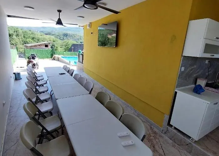 Apartment Bazen Jelasnica Privatna Soba Sa Kupatilom