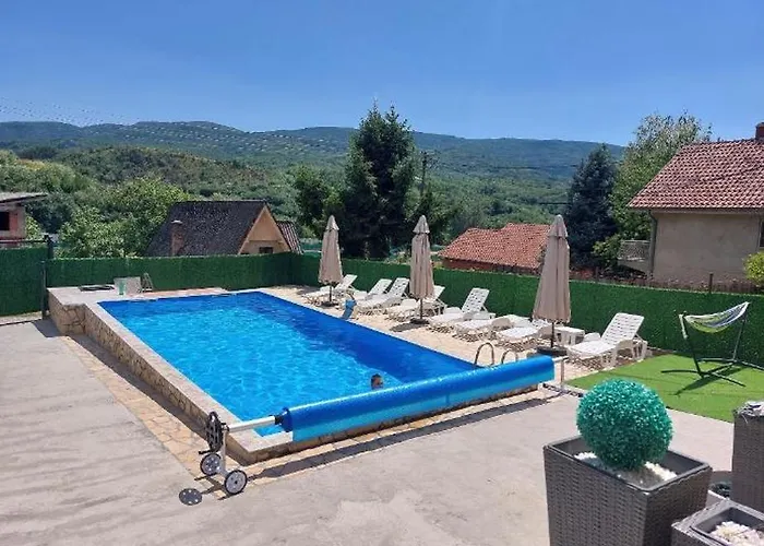 Bazen Jelasnica Privatna Soba Sa Kupatilom *