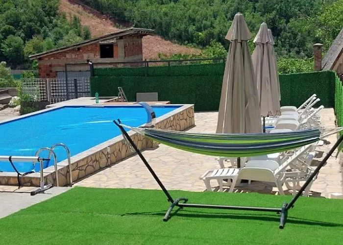 Bazen Jelasnica Privatna Soba Sa Kupatilom *