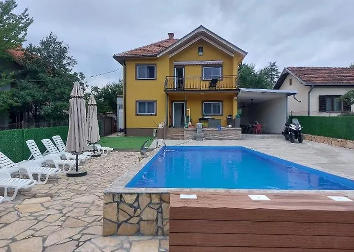 Bazen Jelasnica Privatna Soba Sa Kupatilom *