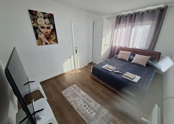 Bazen Jelasnica Privatna Soba Sa Kupatilom *