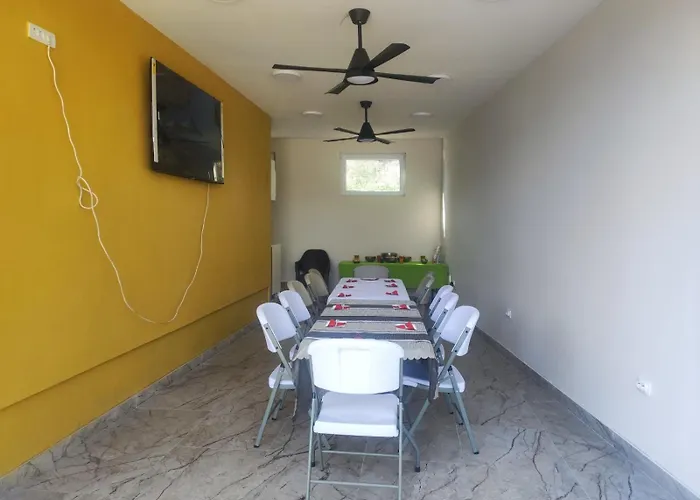 Bazen Jelasnica Privatna Soba Sa Kupatilom Apartment Nis