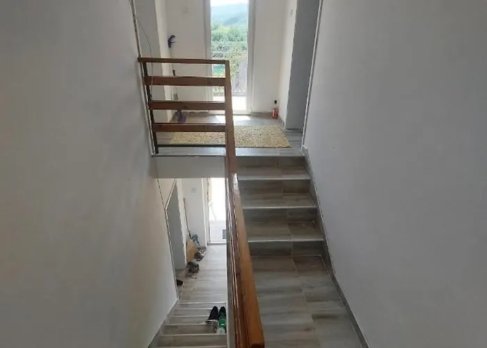 Bazen Jelasnica Privatna Soba Sa Kupatilom * Nis