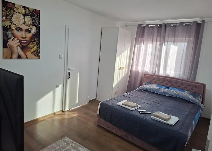 Apartment Bazen Jelasnica Privatna Soba Sa Kupatilom